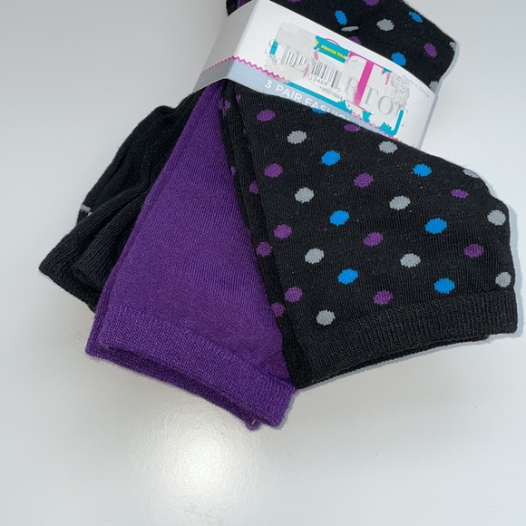 NWT set of 3 purple black combo SILVERTOE socks - Picture 3 of 3